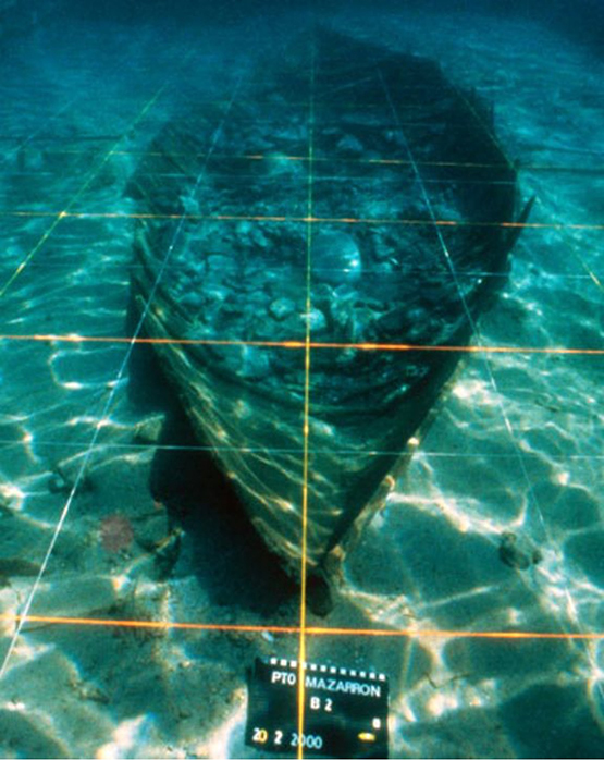 Figura 7. Imatge d’arxiu de Mazarrón II. © Arxiu ARQUA. Disponible a: http://www.culturaydeporte.gob.es/mnarqua/colecciones/piezas-seleccionadas/fenicio/barco-2.html [Accés: 3/05/2021]